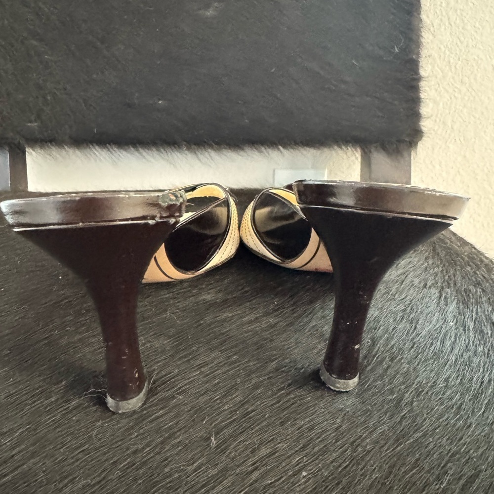 Louis Vuitton Vintage cream black mid heel mules sandals slides EU 38 - Picture 7 of 10